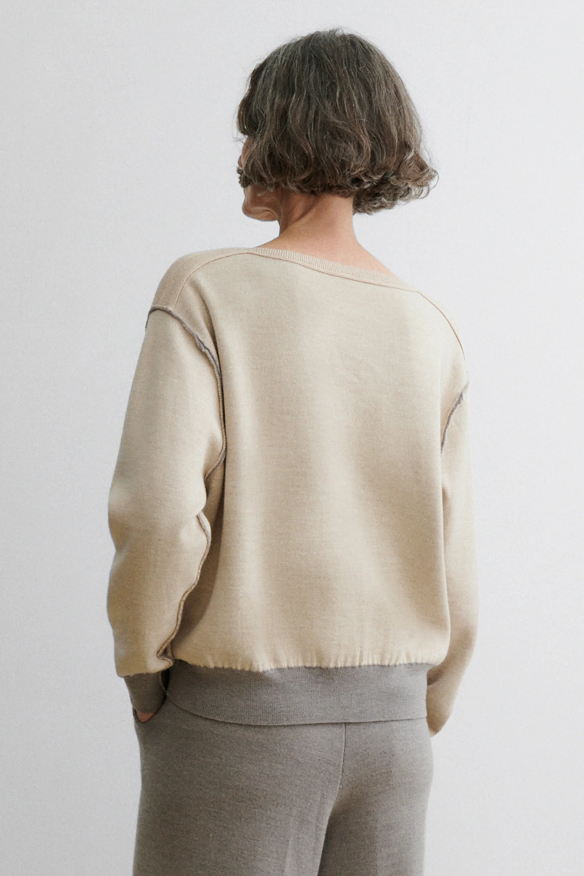 Dobrich Pullover - Image 4