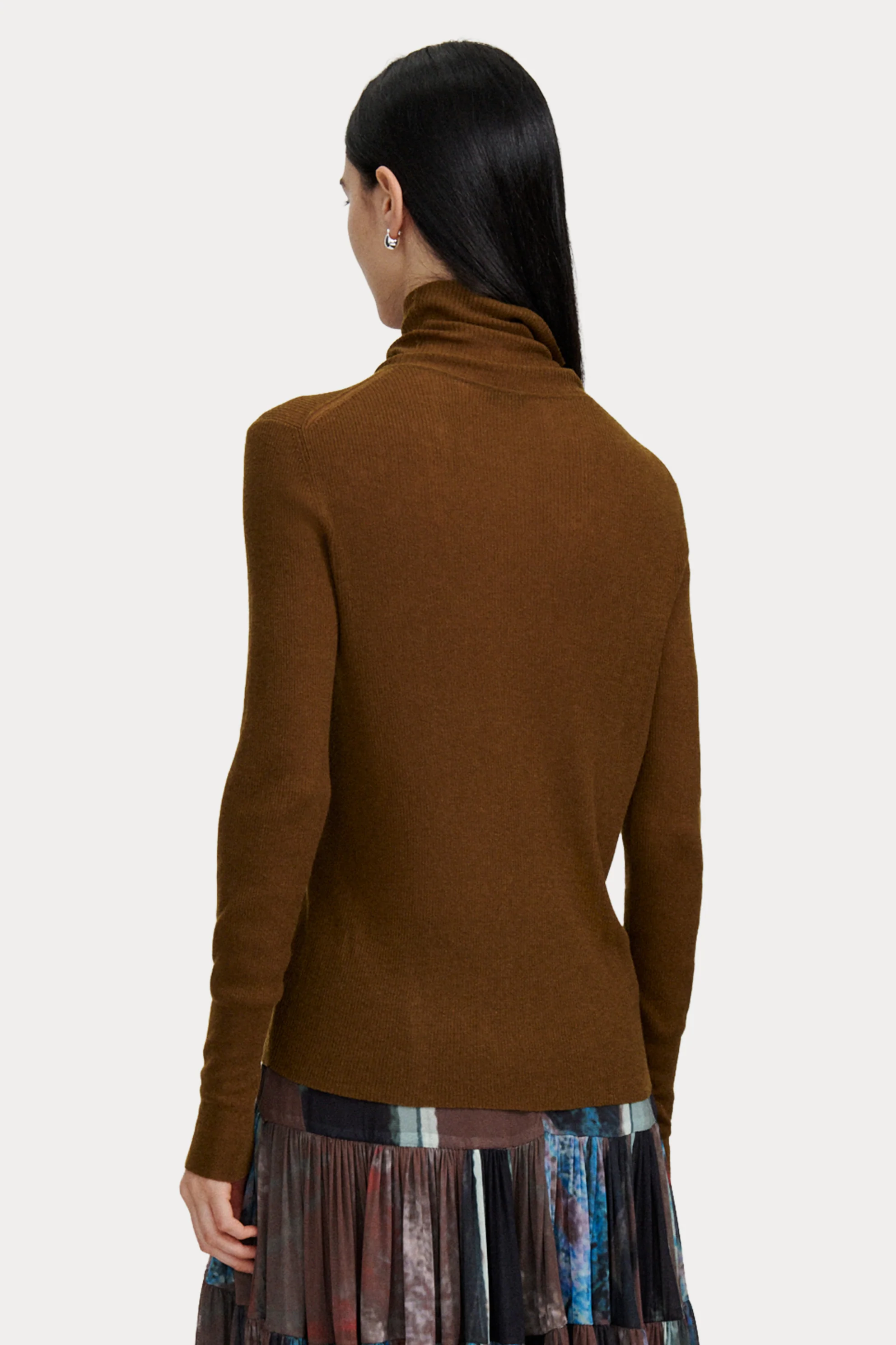 Lehto Turtleneck - Image 10